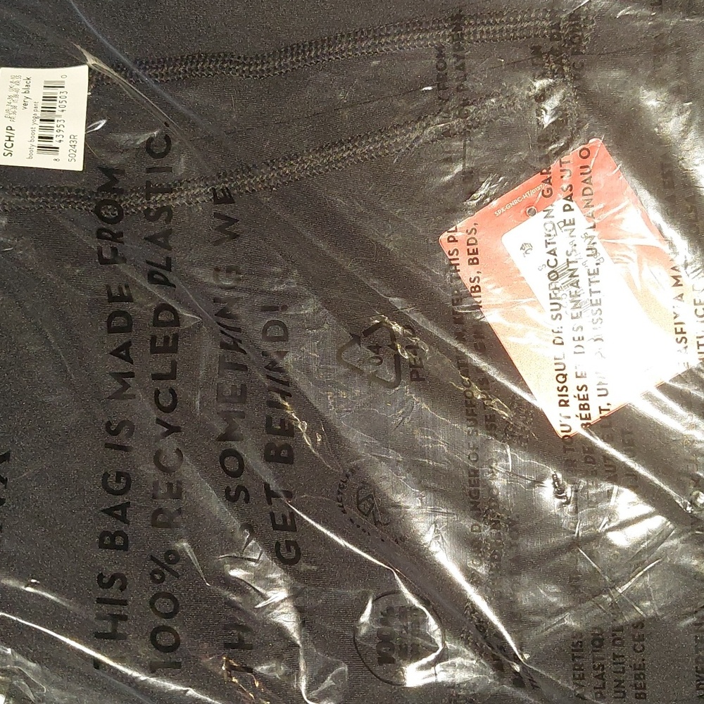 LAST ONE ➡️➡️Spanx booty boost yoga pants
